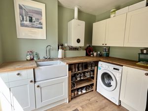Utility Room- click for photo gallery